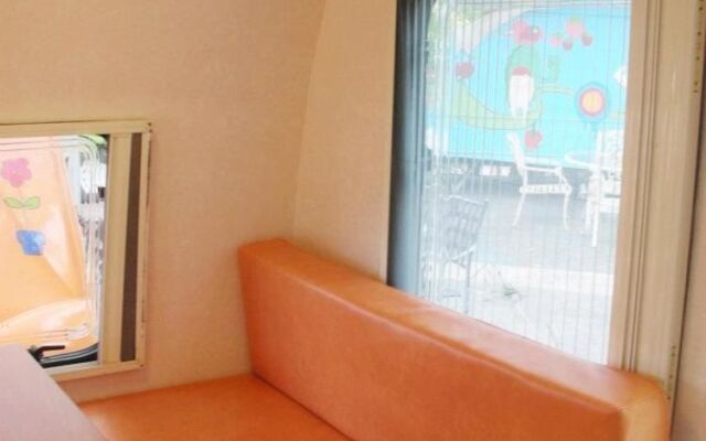 Jhuci Station Holiday Centre
