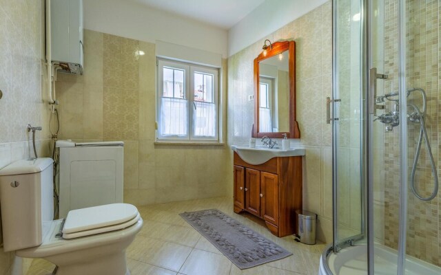 Stunning Home in Pula With Wifi and 2 Bedrooms