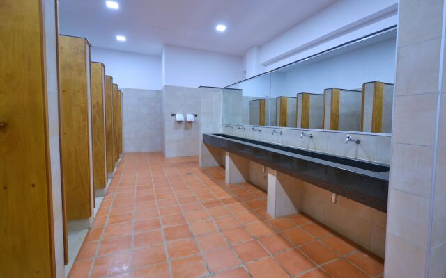 Speke Apartments Wampewo