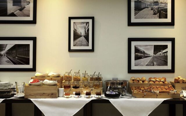 Mercure Hanoi La Gare