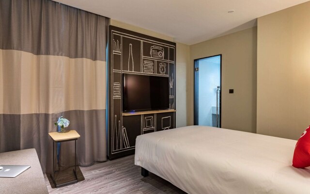 Ibis Xiamen Dongdu Cruise Center Hotel