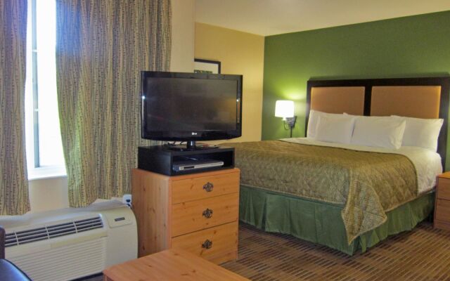 Extended Stay America Suites Washington DC Chantilly Airport