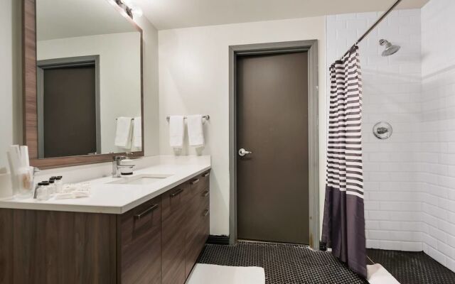 3 Bedroom - Best Location, Pool, Gym & Parking