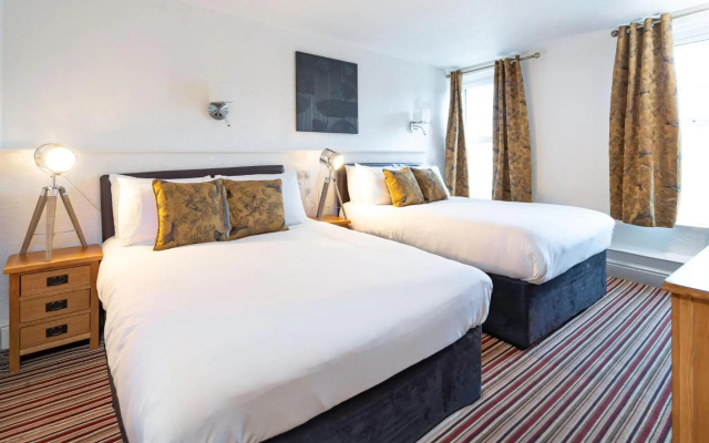 Boars Head Hotel