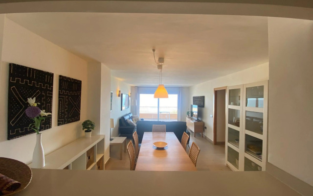 Albamar frontline Beach apartment 3 bedrooms