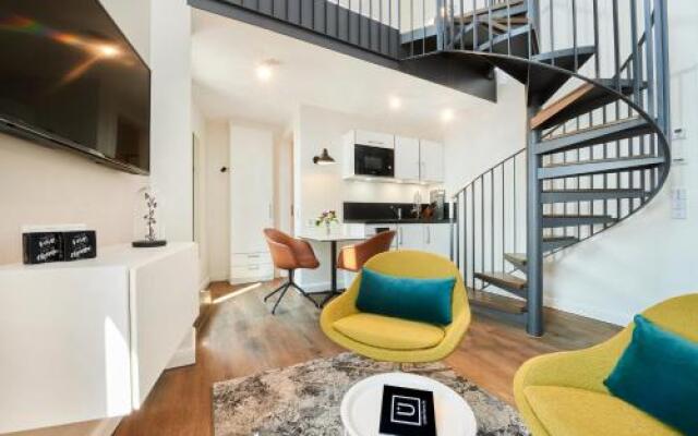 Uber Fluss Apartments