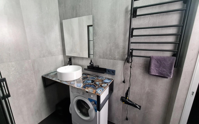 Апартаменты ROOMY APARTS на улице Овражная