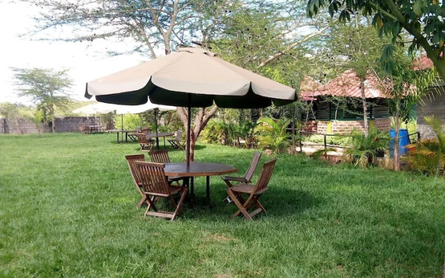 Savannah Lodge Nguluni