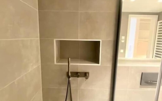 Luxury Brand New Flat w. Terrace&Parking