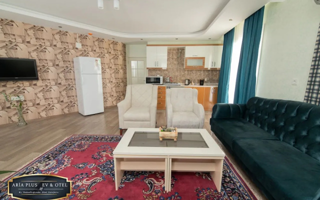 Aria Plus Ev Otel