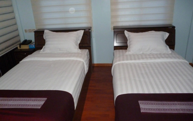 Night Sweet Hotel