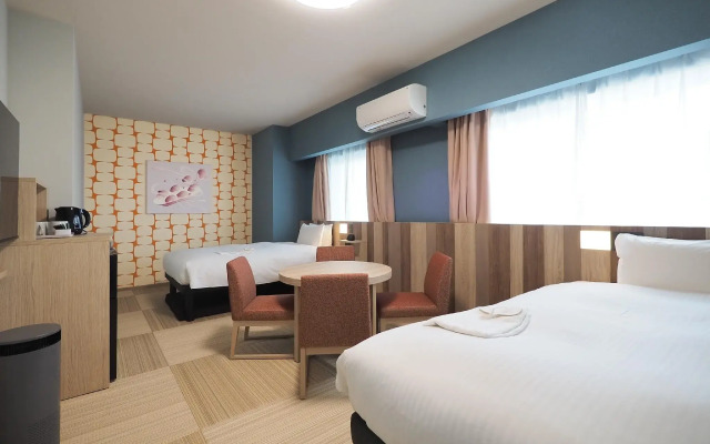 Hiyori Hotel Osaka Suminoekoen Station