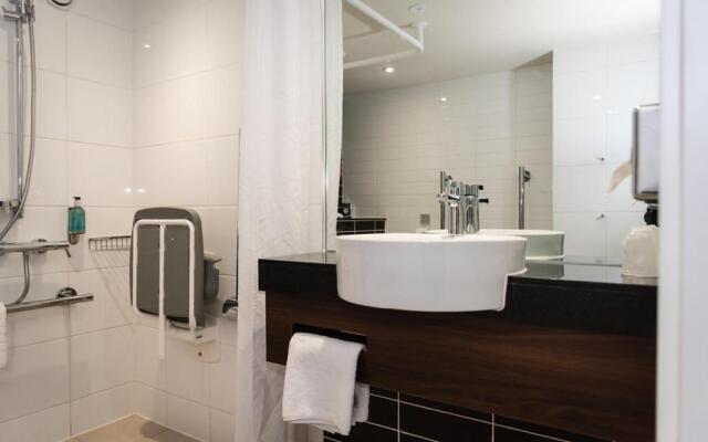 Holiday Inn Express London - ExCeL, an IHG Hotel