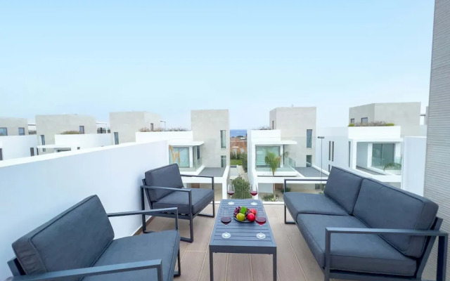 Azure Seaview - Amber Villa