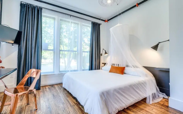 Private Suite in Historic Austin B&b: Sleeps 4!