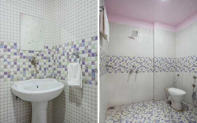 Fabhotel Shree Regency