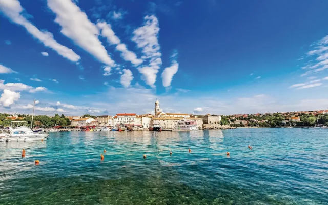 Stunning Home in Krk With Wifi and 2 Bedrooms