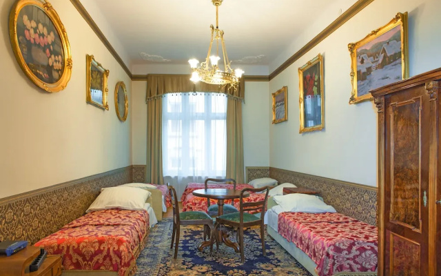 Metropolitan Apartments