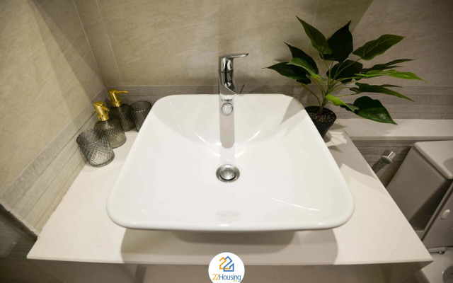 Sunny Vinhomes Metropolis Apartment