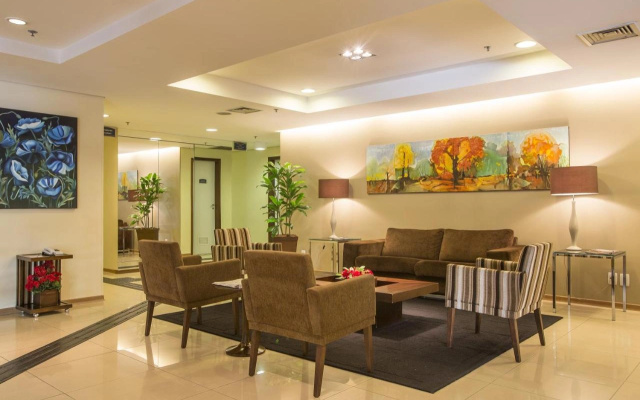 Astron Hotel Bauru by Nobile