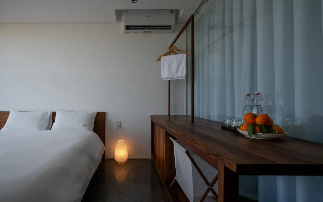 Scarlet Pavilion Homestay