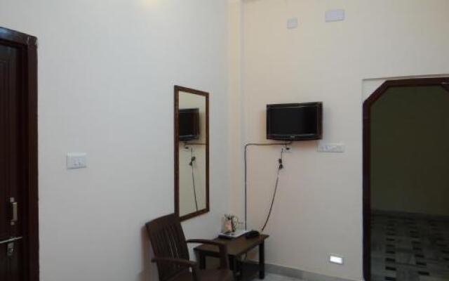 Hotel Dine 11