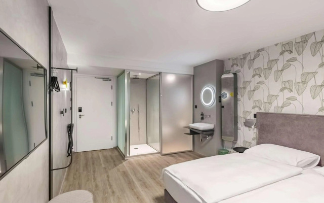 Sheraton Paris Charles de Gaulle Airport Hotel