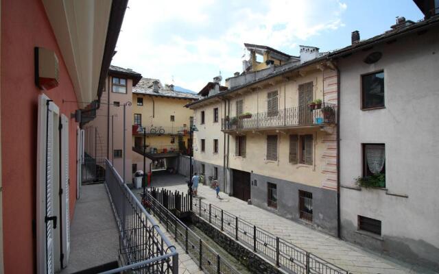 Appartamento Porta Praetoria - Affitti Brevi Italia