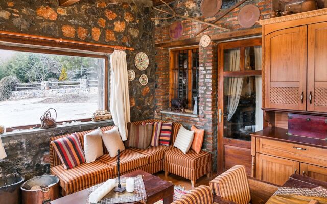 Traditional Holiday Home in Pella With Jacuzzi