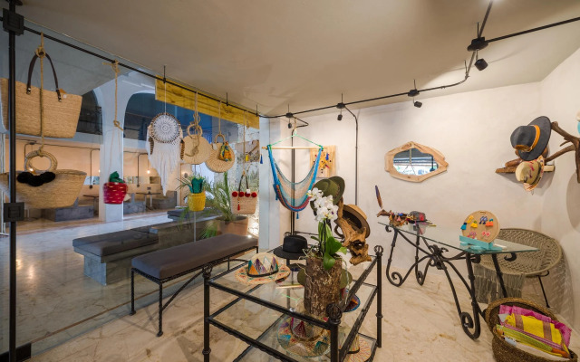 Caribbean Paradise Hotel & Spa - 5th Avenue