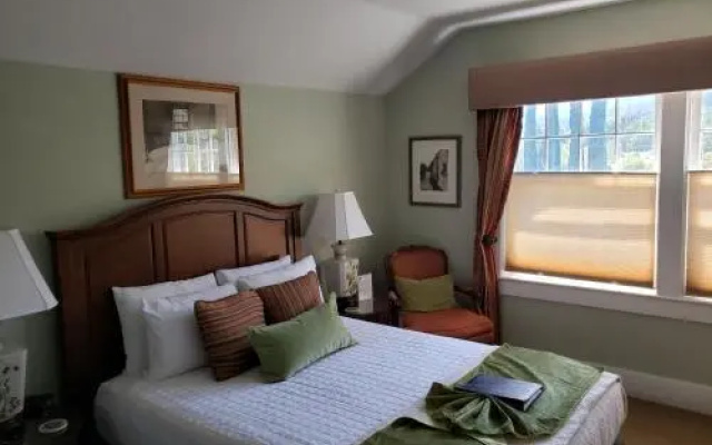 Bayberry Inn B&B