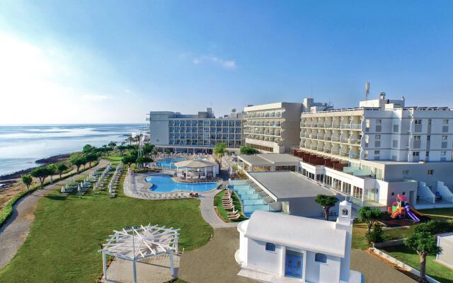 Pernera Beach Hotel