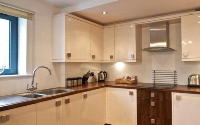 Dreamhouse Apartments Manchester City West