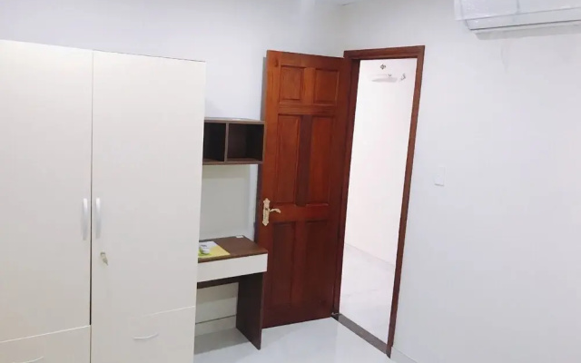 Airstar Apartment