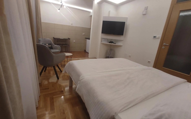Studio Apartman Lukavica
