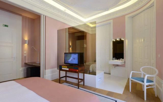 EMAJ Guimarães Boutique Hotel