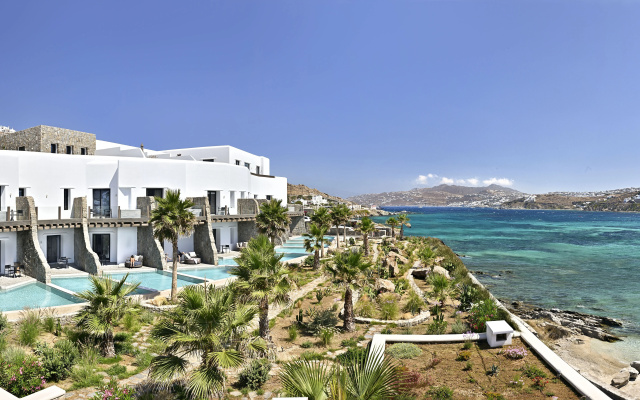 Aeonic Suites and Spa