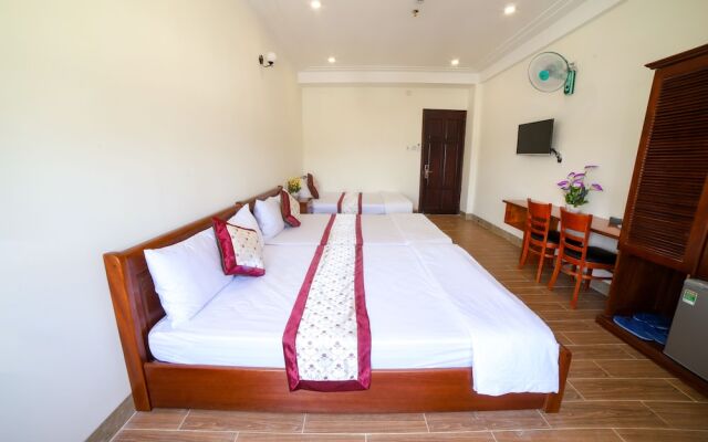 Khch San Bien Xanh