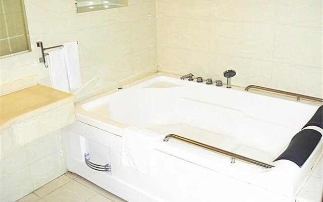 Public Garden Hotel - Panjin