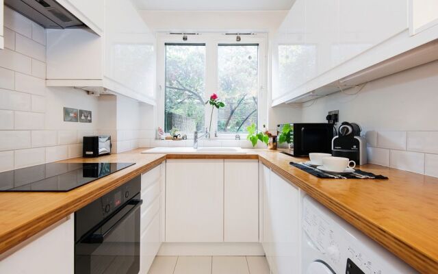 Lovely Flat in Literary London