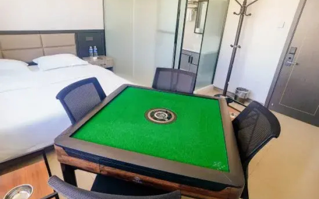 Yiju Hotel