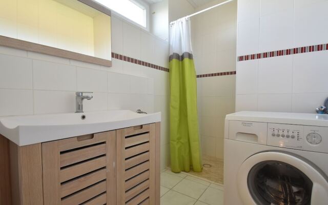 Cozy Holiday Home in Florimont-Gaumier with Private Pool