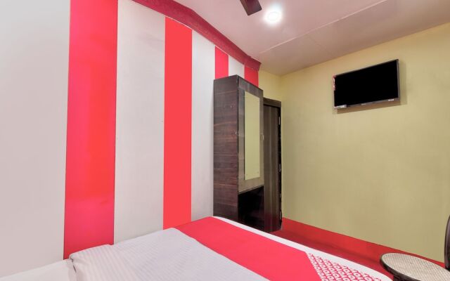 OYO 30473 New Hotel Suman