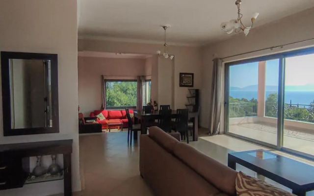 Villa Palairos