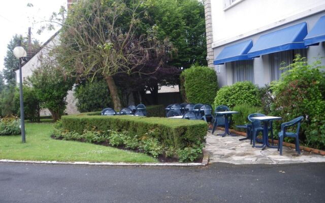 Hotel Continental - Contact Hotel