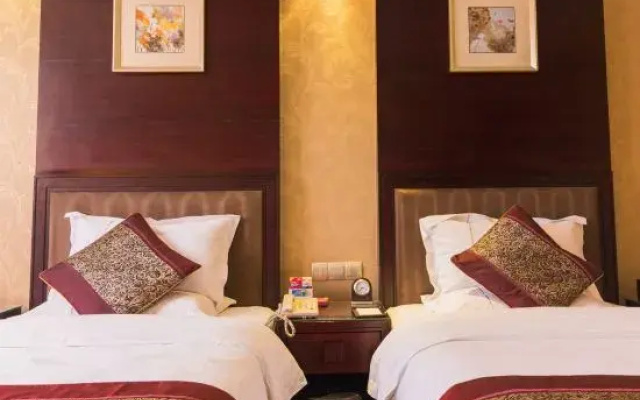 Huanuo Xinjinglun International Hotel