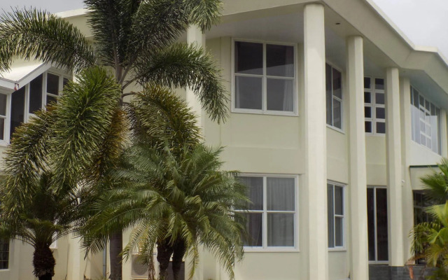 The Mansion Suites