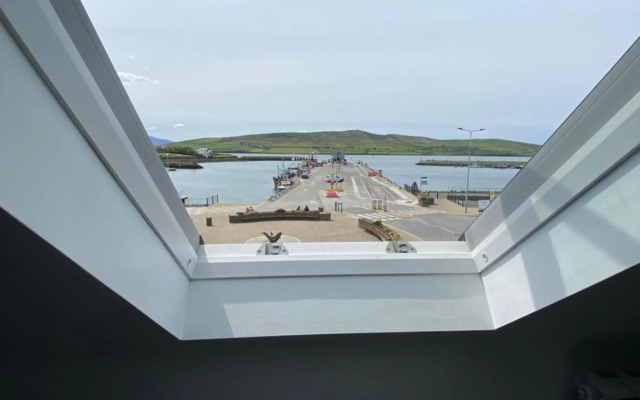 Pier House Luxury Apartment