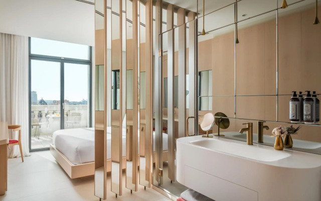 45 Times Barcelona Hotel