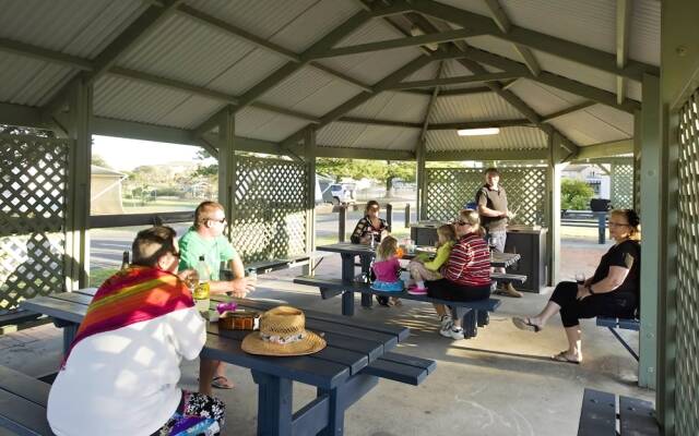 Reflections Hawks Nest - Holiday Park